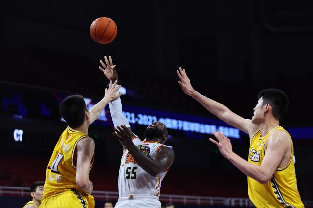 搜狐体育官方-吉林的童话止步于八强 单核琼斯难敌广厦千军万马