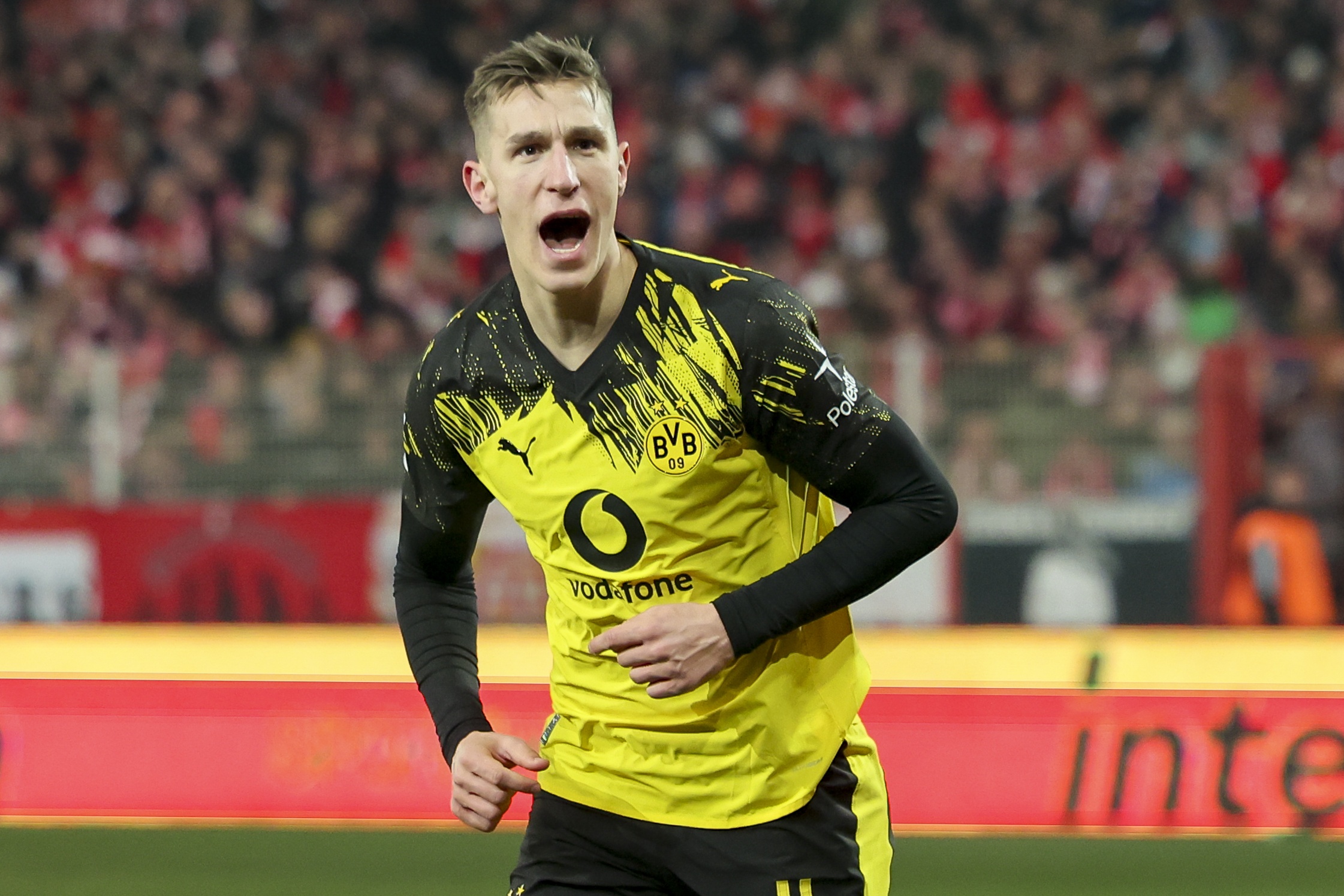 搜狐体育直播在线观看-图片报：多特高层预计施洛特贝克不会迅速续约，谈判将进一步拖延